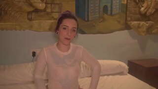 ���ேகா மற்றும் அவரது அனுபவம் ஒரு பெரிய கருப்பு சேவல்