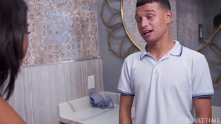 Beču Crni Uhvatio Druže Wacking sa svojim Mamama Grudnjak!